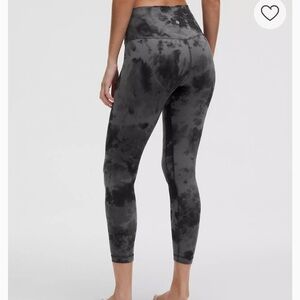 Lululemon Align High Rise “25 Diamond Dye Leggings